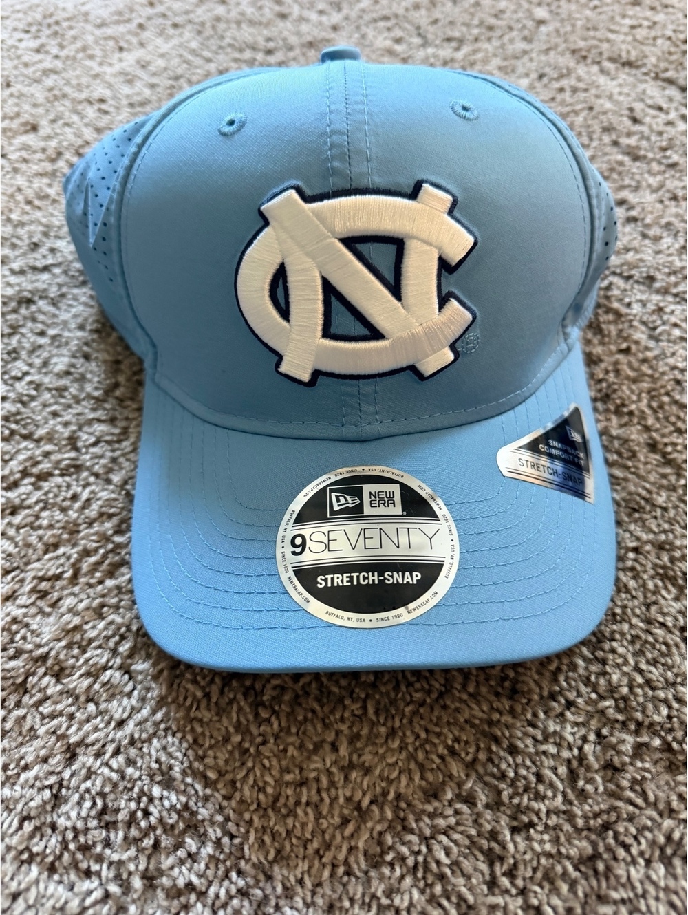New Era 9SEVENTY Stretch-Snap North Carolina Tar Heels Cap